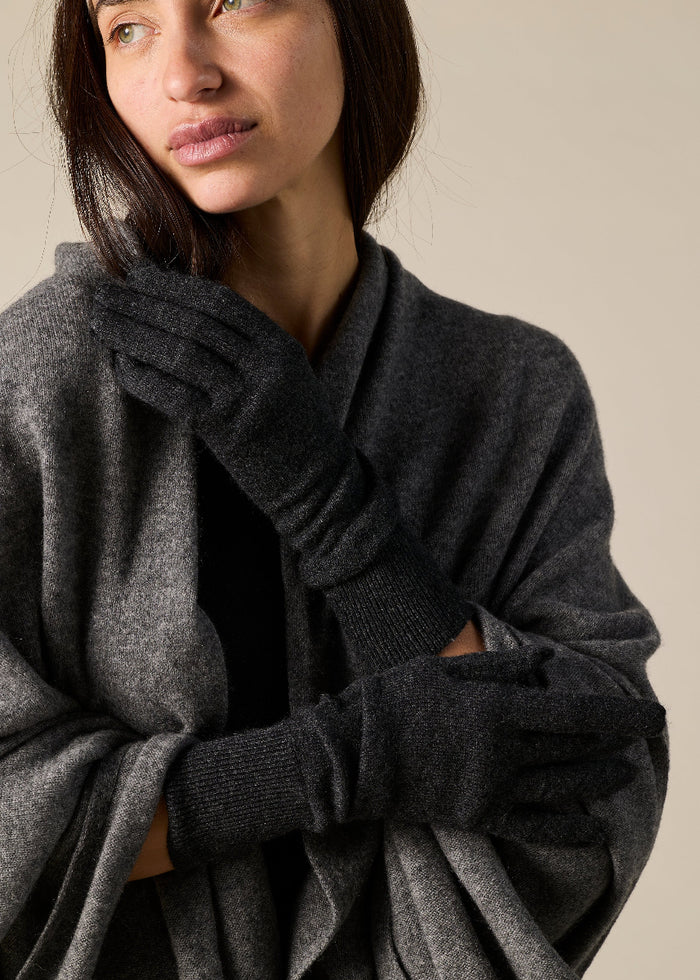 Sonya Hopkins 100% pure cashmere gloves in pale marle grey