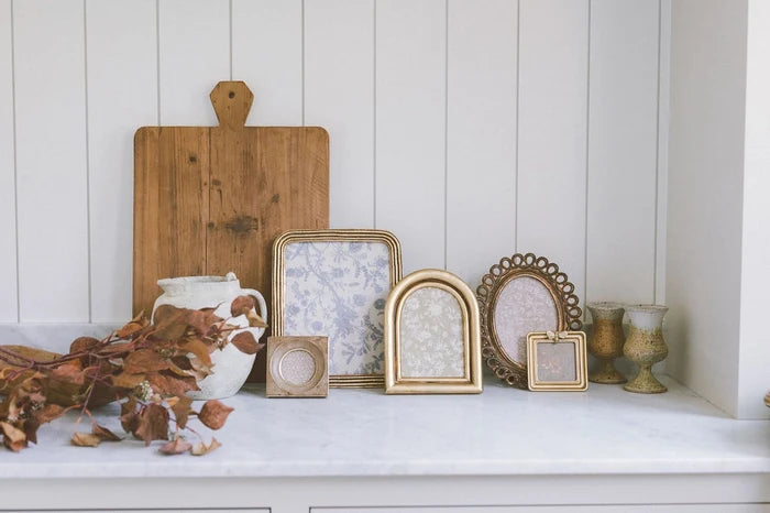 Small Square Circle Photo Frame