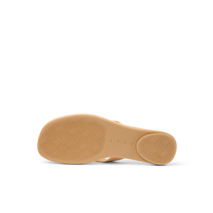 Willow Ella - - Underside View