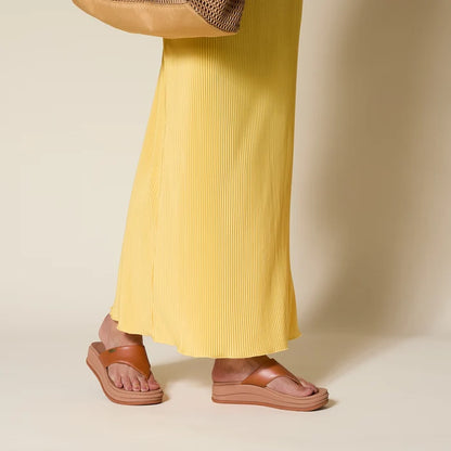 Aura Serenity sandals showing right side with cushioned sole and anatomical arch support in brown leather
