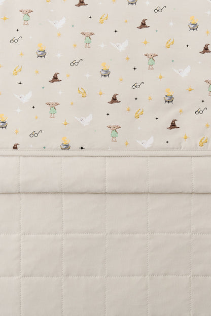 Beige Baby blanket with Harry Potter pattern print and plain beige fabric at back