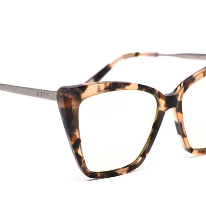 diff eyewear becky ii cat eye prescription glasses with a himalayan tortoise acetate frame detailed view