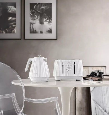 De'Longhi Ballerina KBD3001 Jug Kettle WHITE