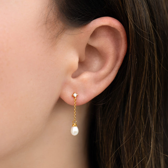 Falling for You Pearl Drop Earrings