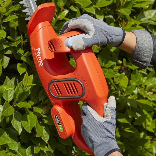 FLYMO SimpliCut Li Cordless Battery Hedge Trimmer