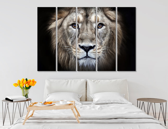 Good lion Canvas Print #8092