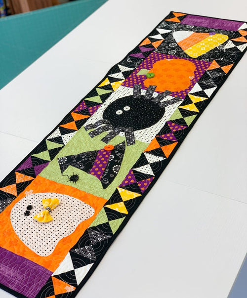 Halloween Around the Block Table Runner Online Class (REPLAY)