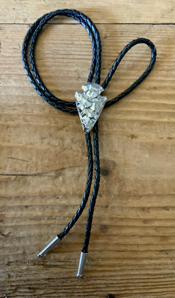 Hammered Arrowhead Bolo Tie