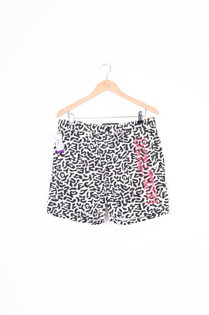 I Am Not A Human Bei Mens White Shorts Size W 30