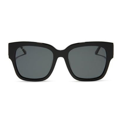 diff eyewear isabella square sunglasses with a black frame and grey polarized lenses front view