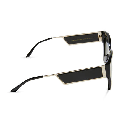 diff eyewear isabella square sunglasses with a black frame and grey polarized lenses side view