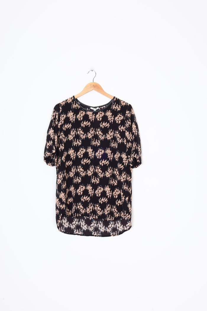 Juliette Hogan (NZ made) Womens Black Top Size 12