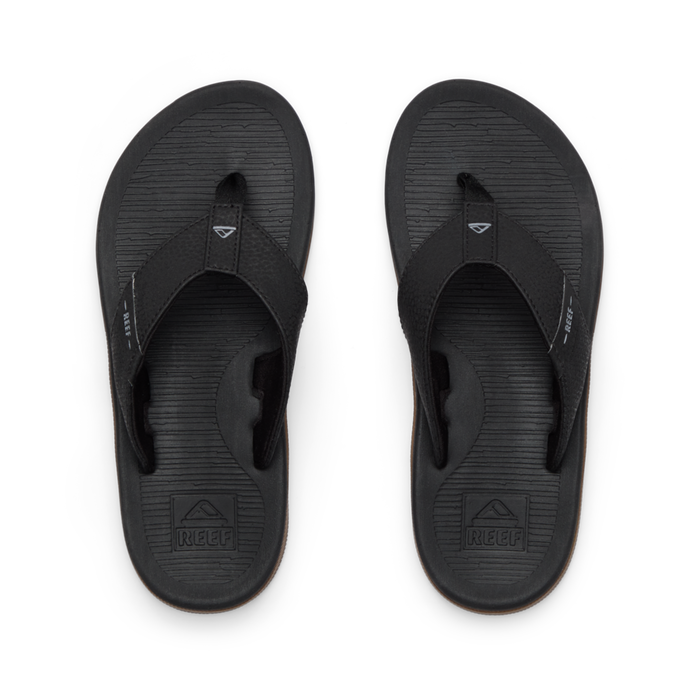 Kids Santa Ana - Black - Underside View