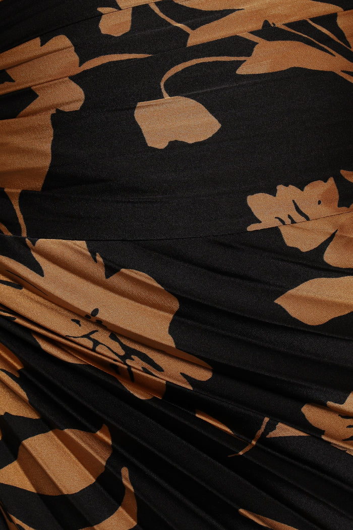Petal and Pup USA DRESSES Kleo One Shoulder Maxi Dress - Black/Gold