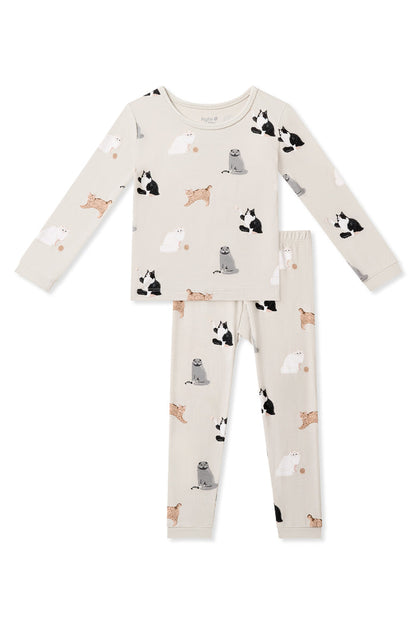 Long Sleeve Pajamas in Fluffy Cat on a white background