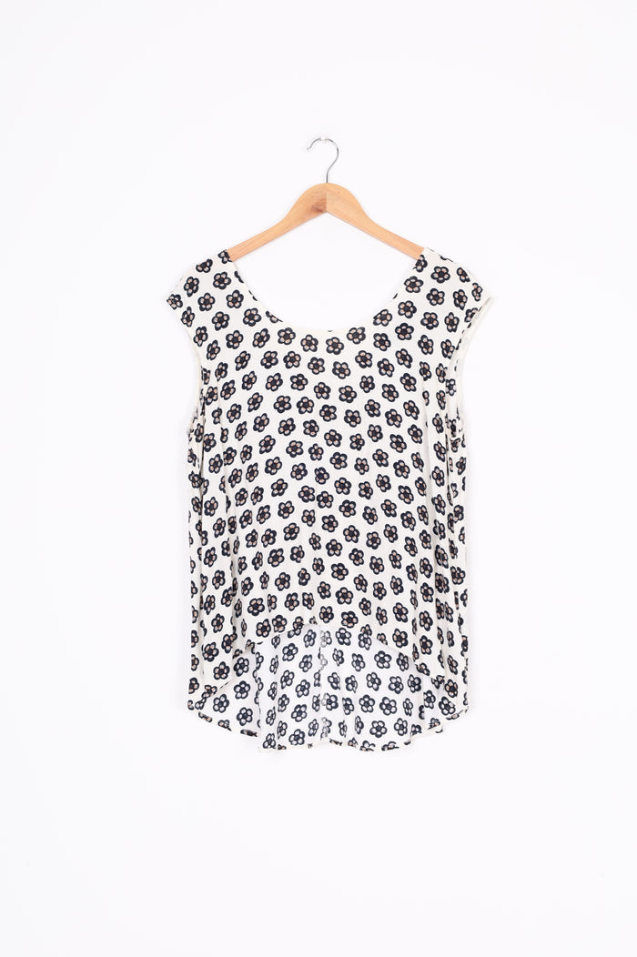 Moochi Womens White Top Size 14
