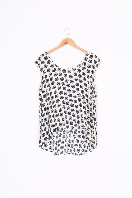 Moochi Womens White Top Size 14