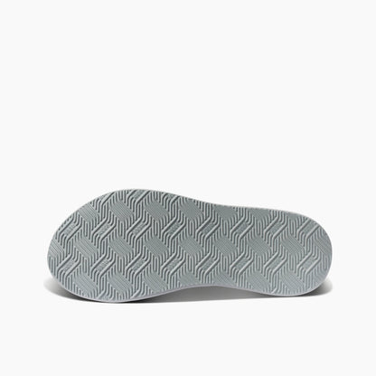 Nias - Light Grey - Underside View