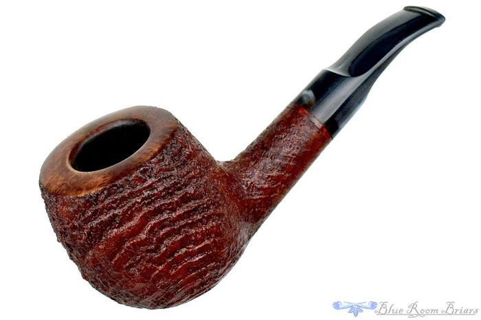 Blue Room Briars is proud to present this RC Sands Pipe Bent Ring Blast Apple