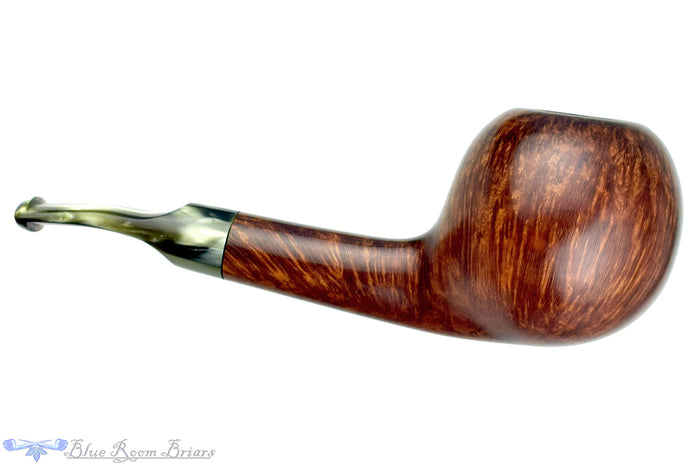 Blue Room Briars is proud to present this RC Sands Pipe Smooth Bent Apple