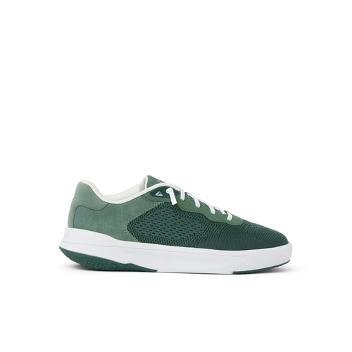 Shoreline Del Mar sneaker for men facing left, green mesh and suede, with anatomical arch support and soft cushioning.