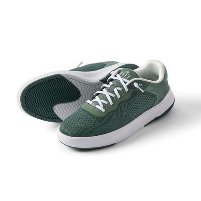 Shoreline Del Mar men's green sneaker facing right, close-up on front with breathable mesh and cushioned sole for comfort.