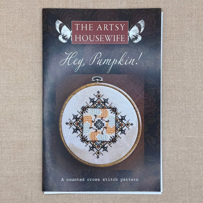 The Artsy Housewife - Hey, Pumpkin! - Chart and/or Roxy Floss Conversion