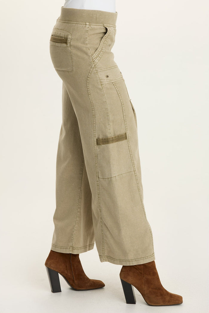 Wearables Tove Twill Cargo Wide-Leg Pant