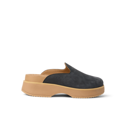 Vista Skye women's charcoal slip-on shoe facing right, showcasing soft-rebound cushioning and arch support for beach comfort.