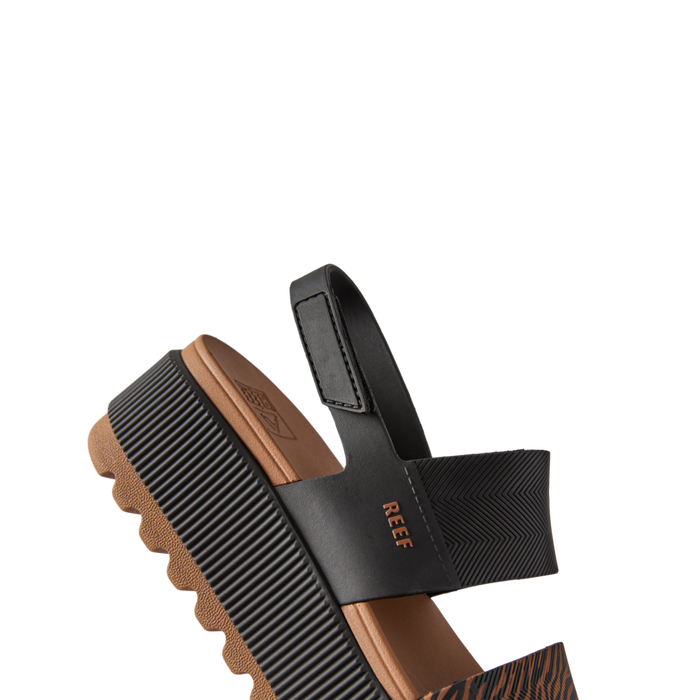 Water Vista Higher women's sandal facing left, close-up of cushioned footbed, arch support, and textured platform sole.