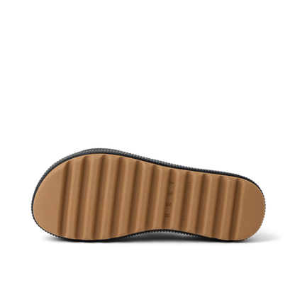 Water Vista Higher - Black Tiger - Underside View